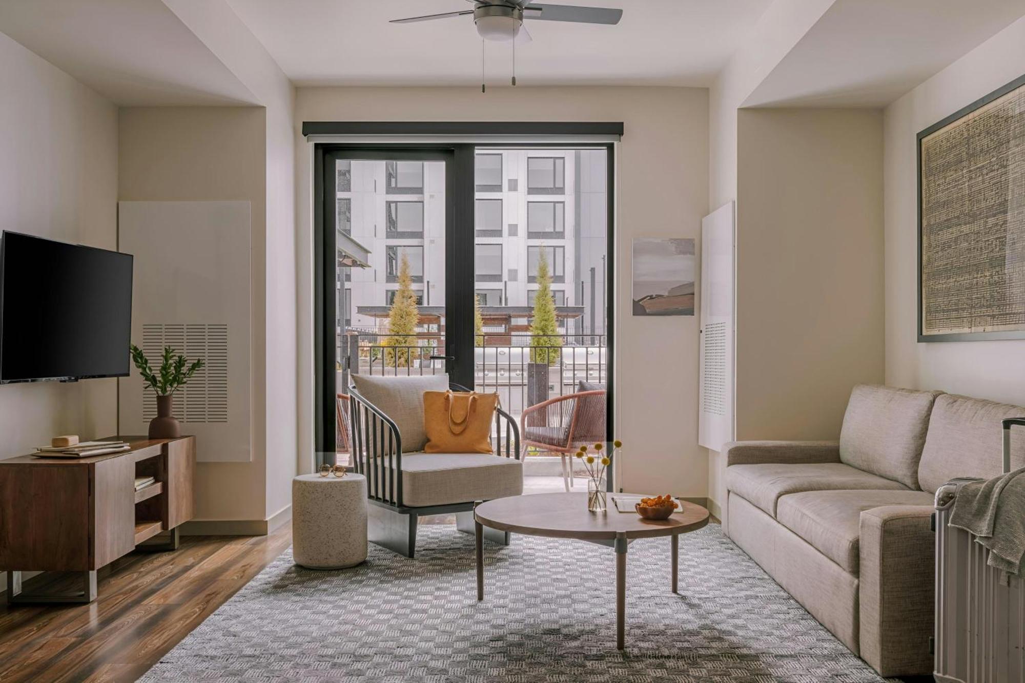 Sonder By Marriott Bonvoy Skyline Apartments Lohi Denver Bagian luar foto